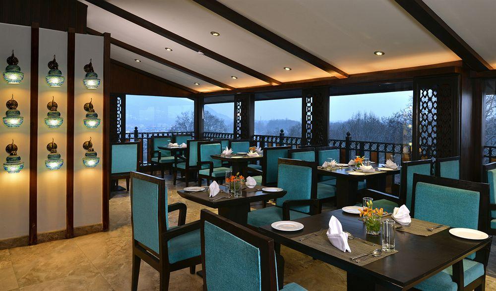 فندق Golden Tulip Srinagar المظهر الخارجي الصورة