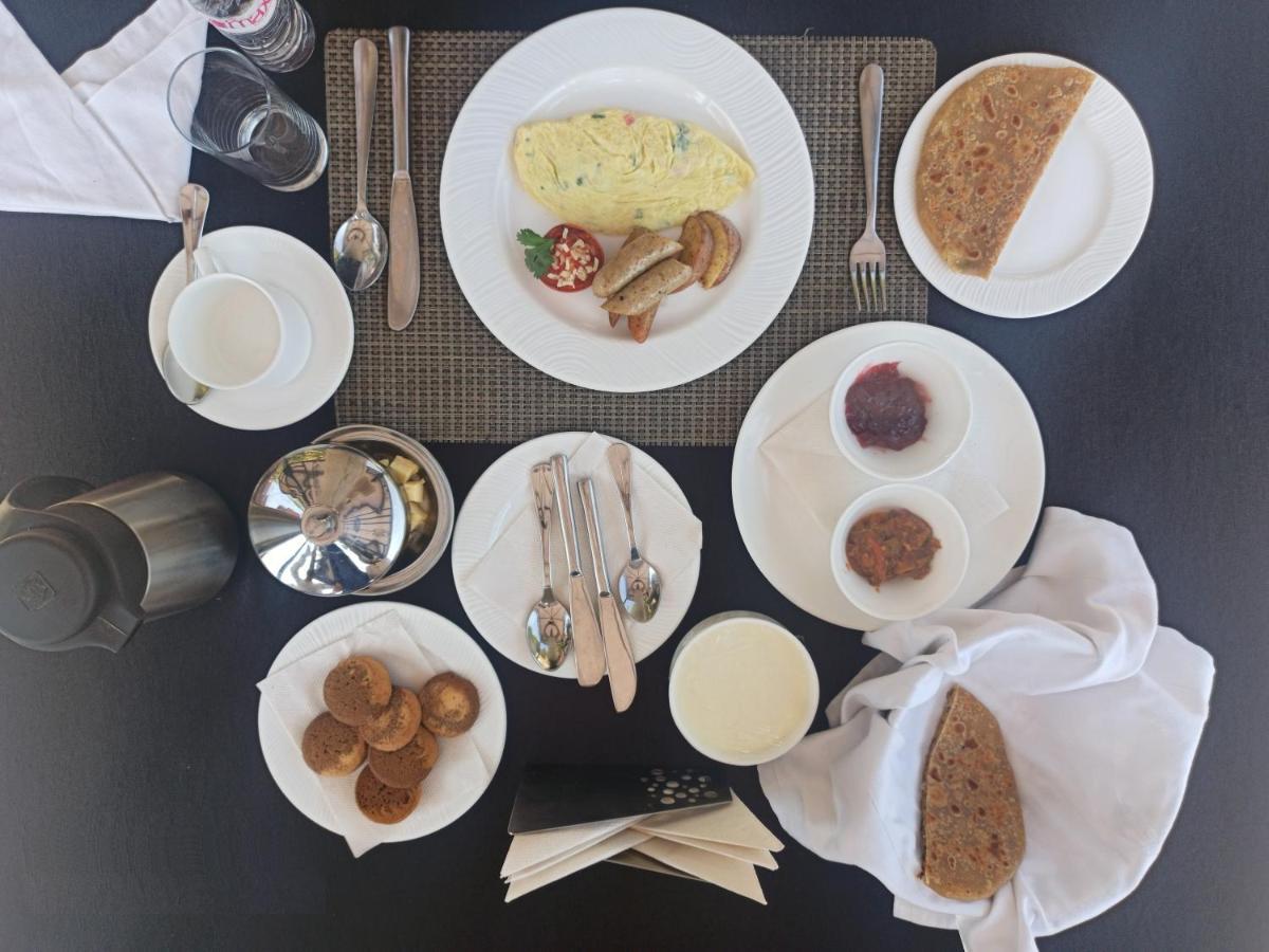 فندق Golden Tulip Srinagar المظهر الخارجي الصورة