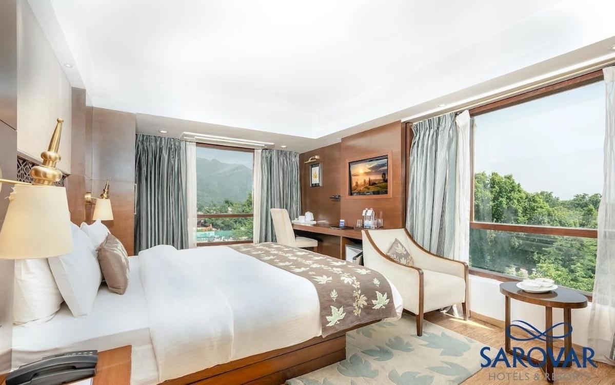 فندق Golden Tulip Srinagar المظهر الخارجي الصورة
