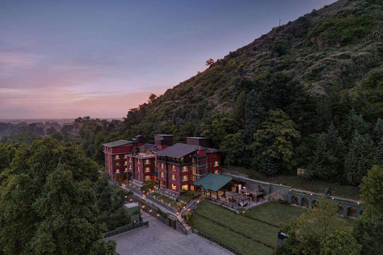 فندق Golden Tulip Srinagar المظهر الخارجي الصورة