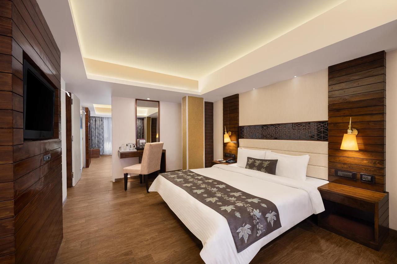 فندق Golden Tulip Srinagar المظهر الخارجي الصورة