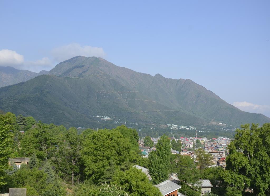 فندق Golden Tulip Srinagar المظهر الخارجي الصورة