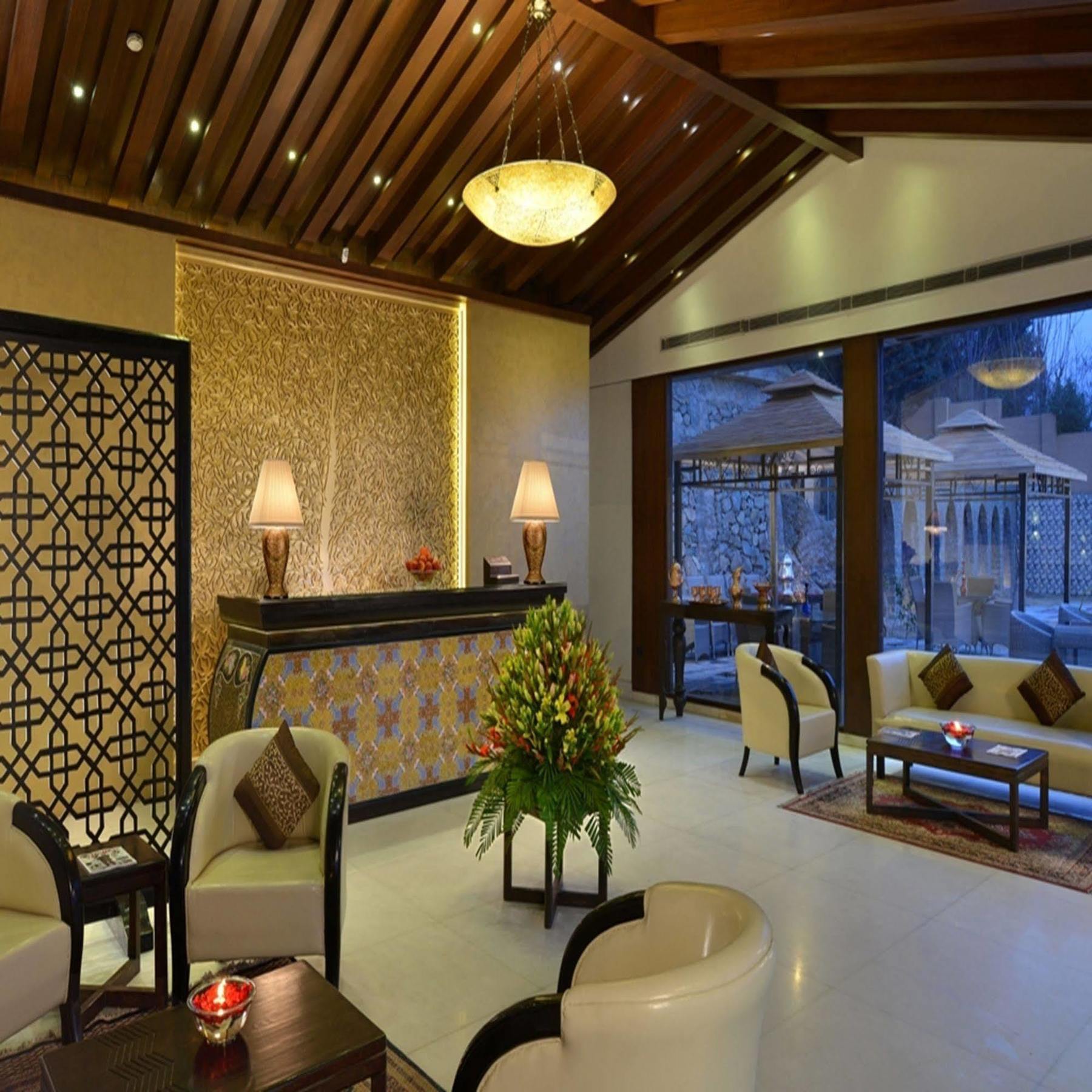 فندق Golden Tulip Srinagar المظهر الخارجي الصورة