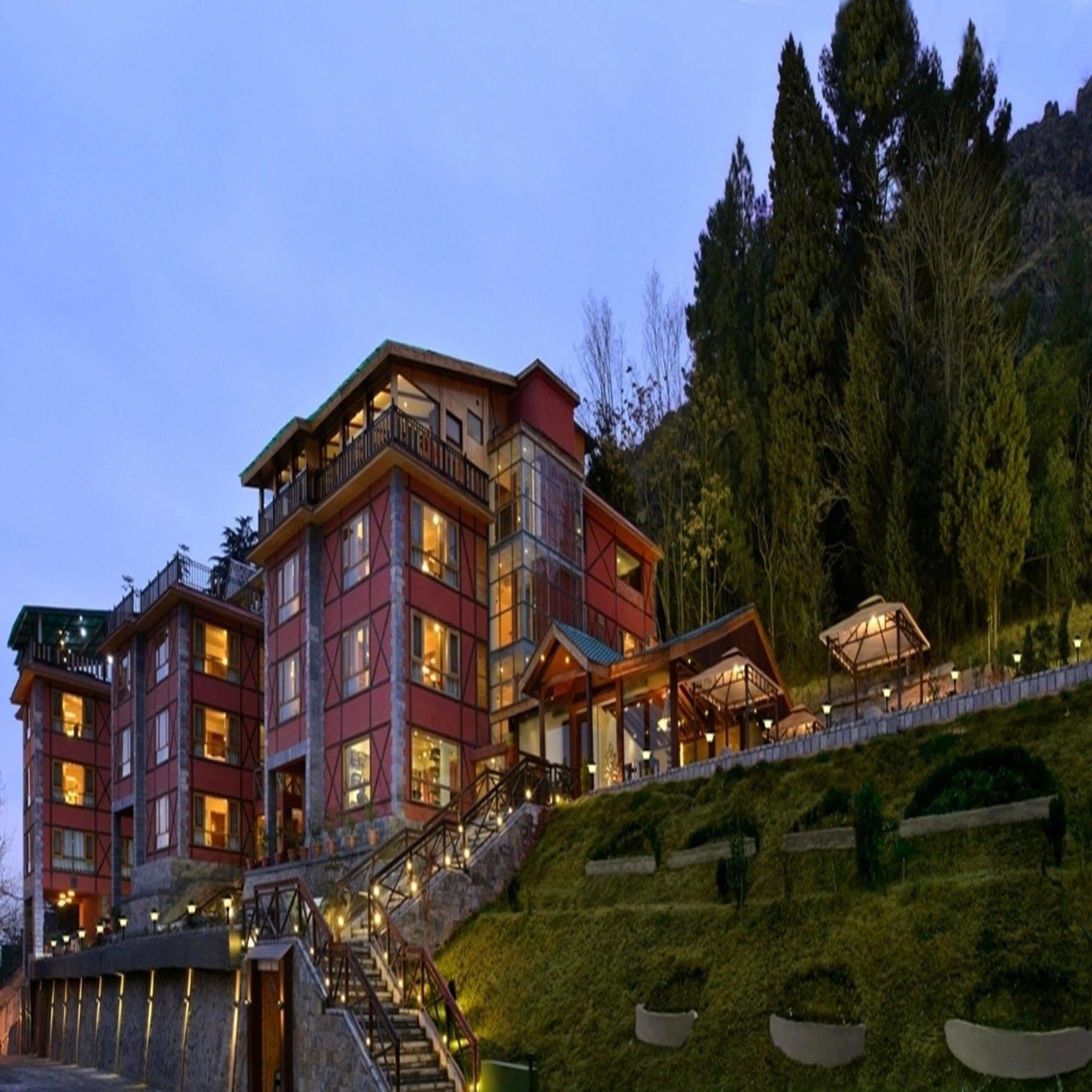 فندق Golden Tulip Srinagar المظهر الخارجي الصورة