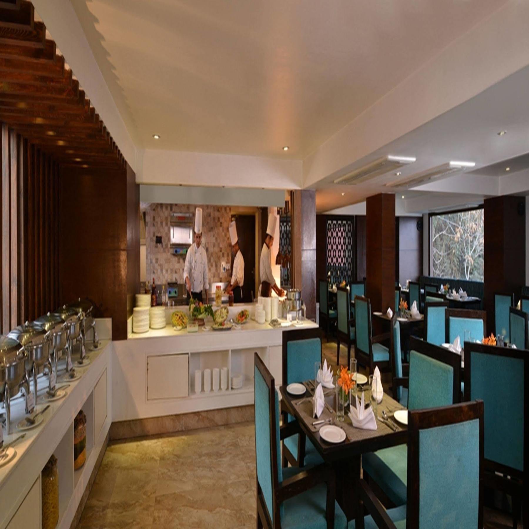 فندق Golden Tulip Srinagar المظهر الخارجي الصورة