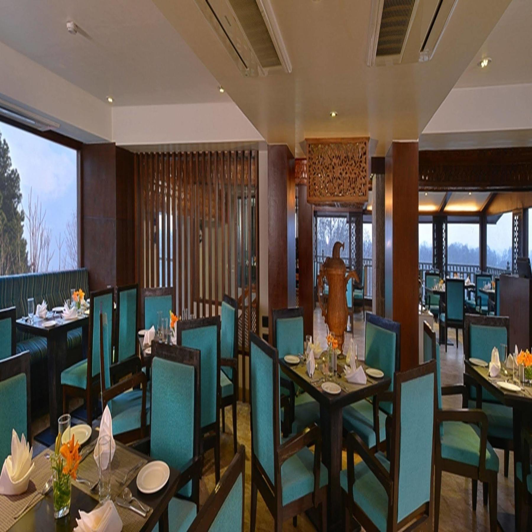 فندق Golden Tulip Srinagar المظهر الخارجي الصورة