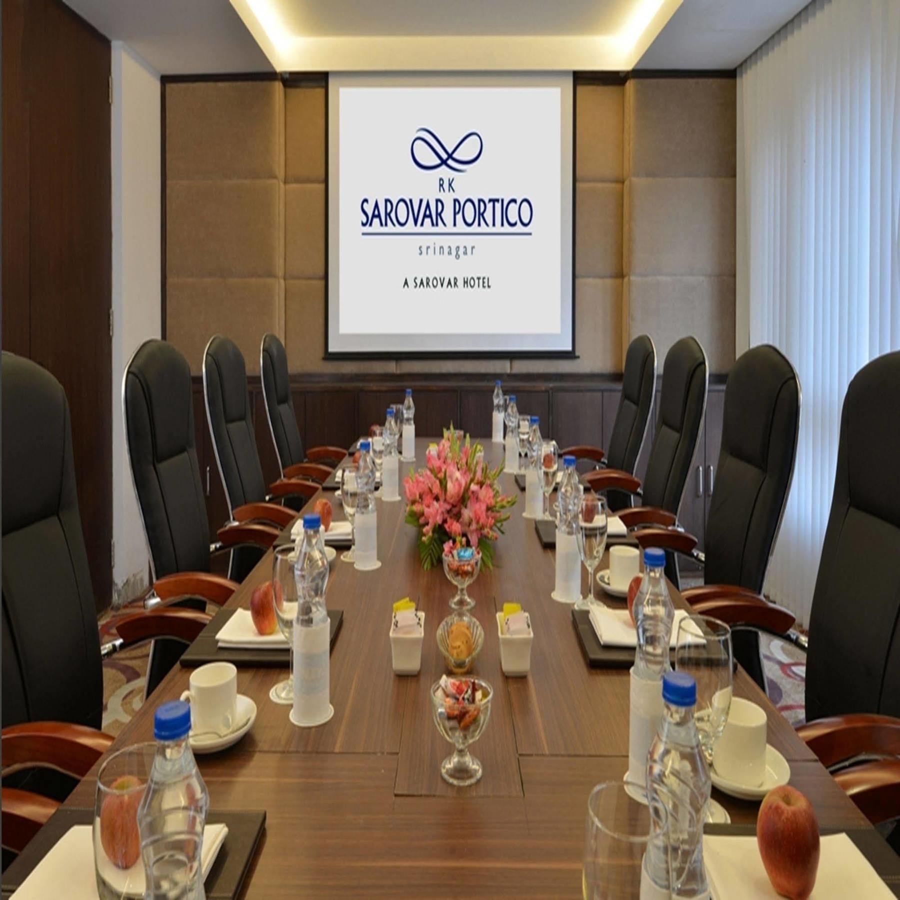 فندق Golden Tulip Srinagar المظهر الخارجي الصورة